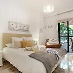 Apartment By The Sea
